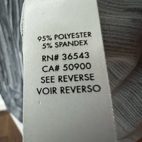 Calvin Klein top. Very gently used. Like new. Size S. - Picture 4 of 5